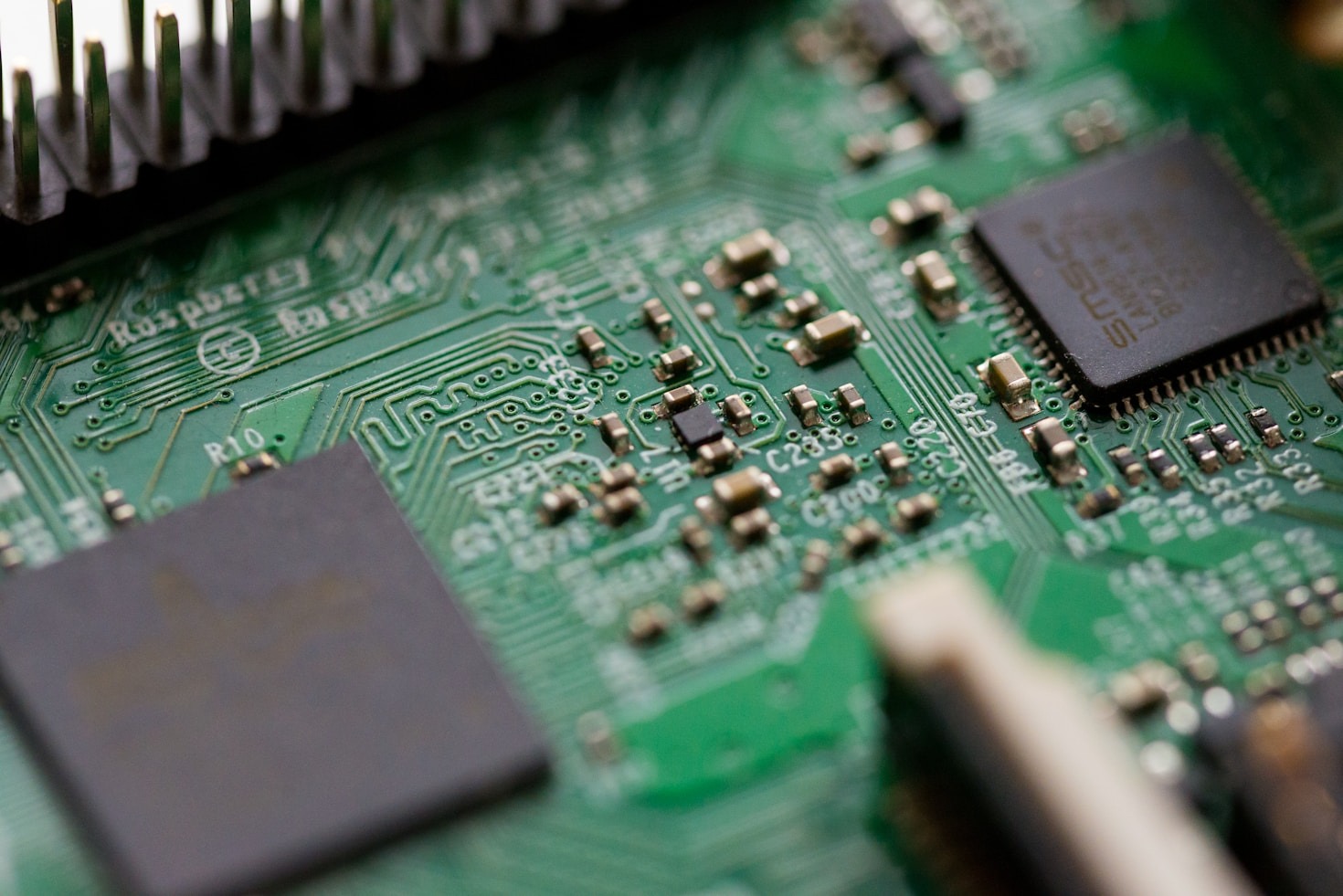 A Guide To Soldering Complex Circuit Boards